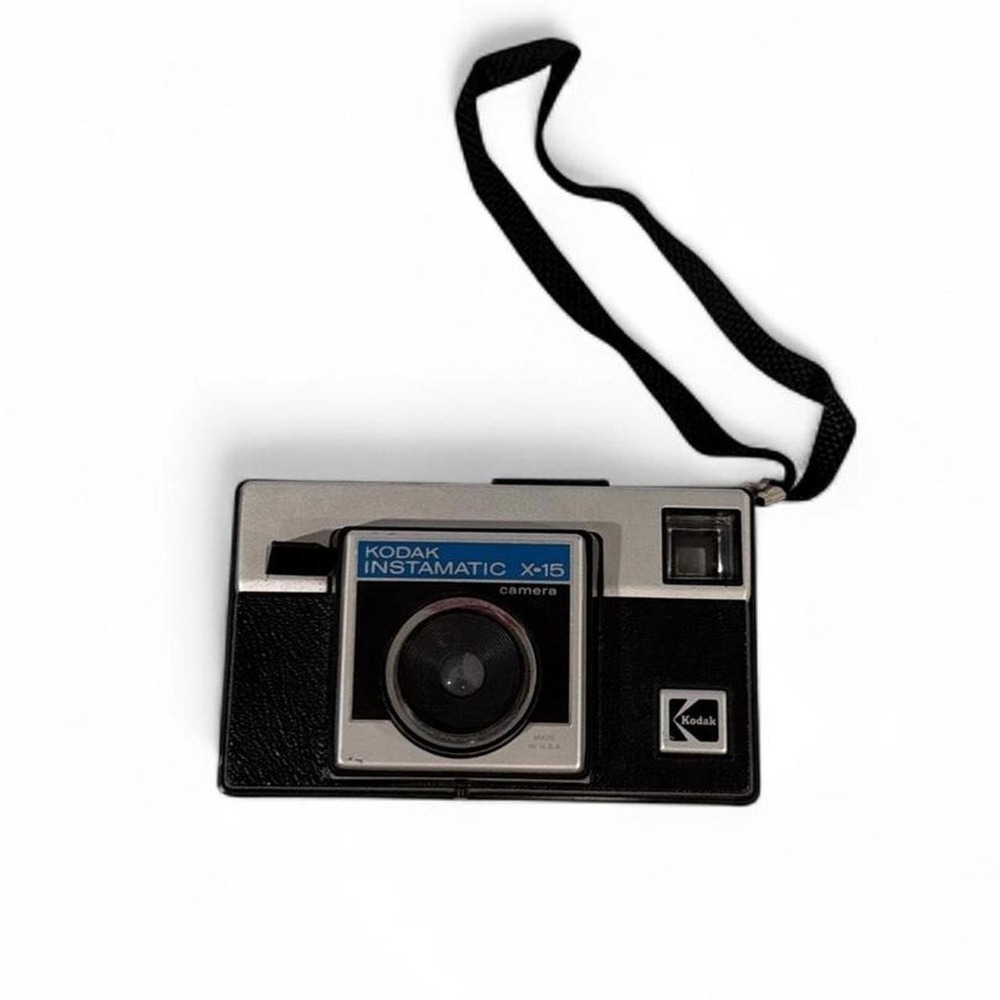 Vintage Kodak Instamatic X-15 Film Camera w/ Wrist Strap Retro 70s Point & Shoot
